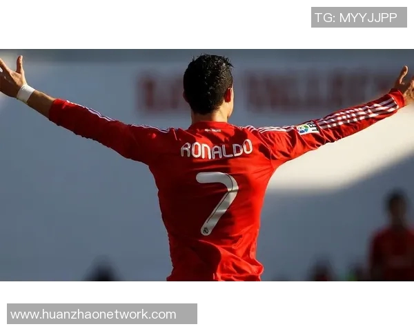 足球明星帅哥头像精选展示展现魅力与风采的完美瞬间